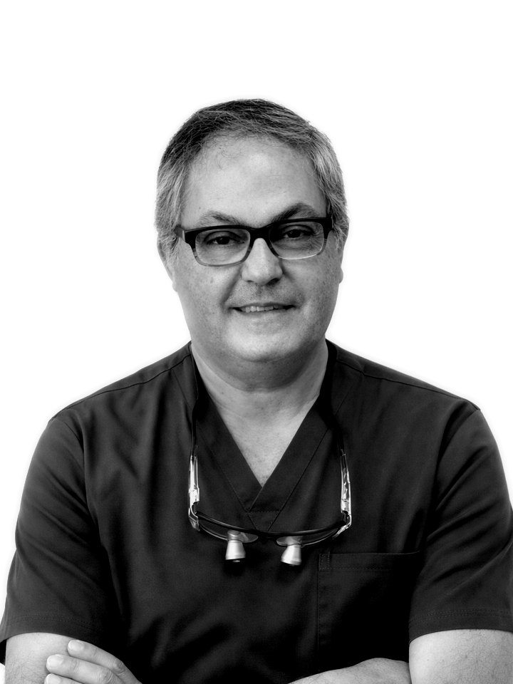 Dr Joseph Outmezguine — Clinique Écodentaire Montréal